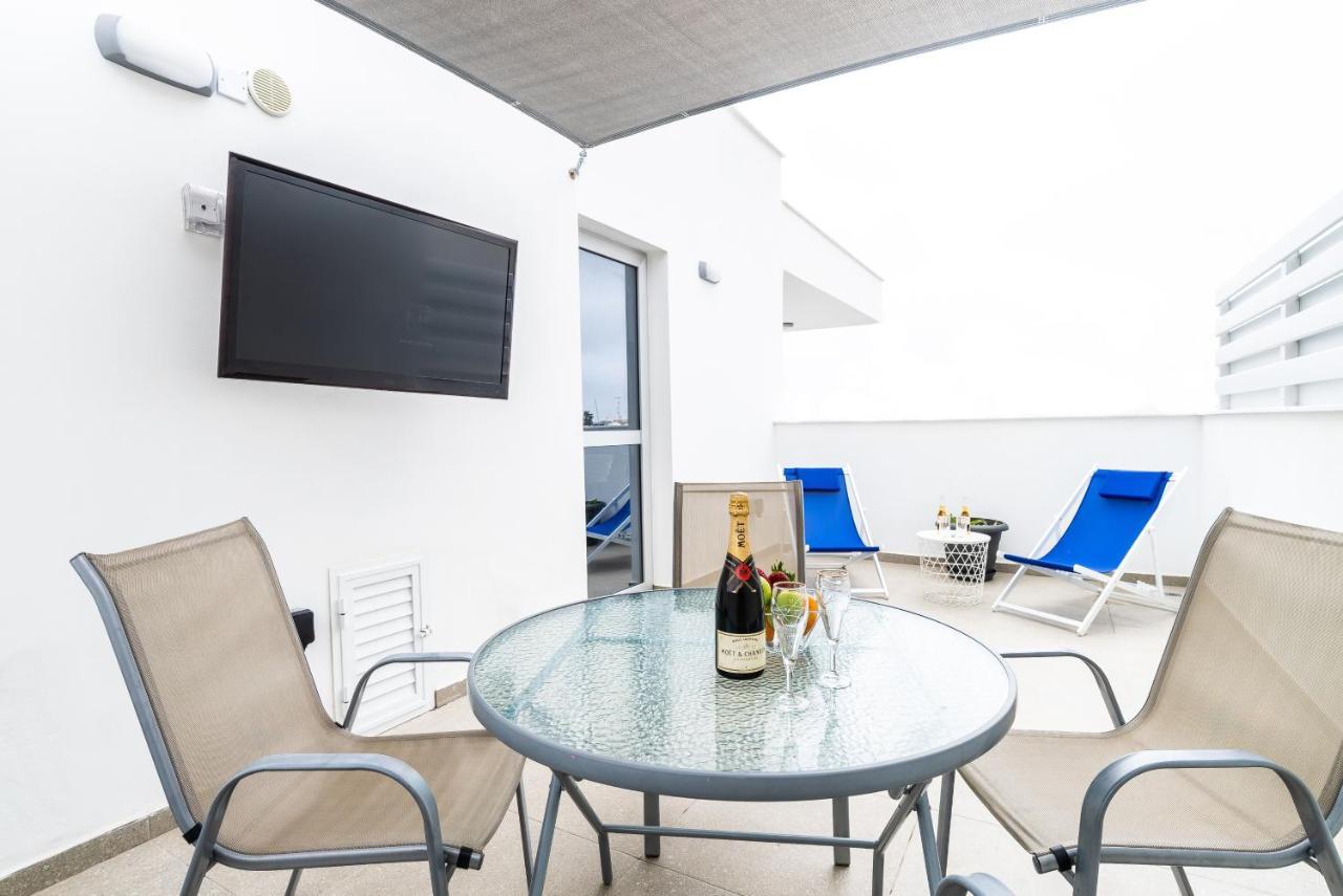 Spiros Luxury Apartments アヤナパ エクステリア 写真