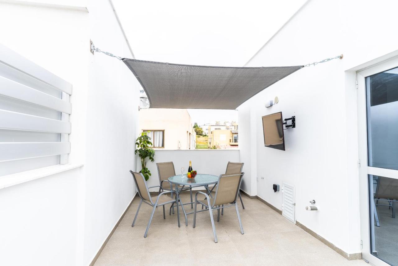 Spiros Luxury Apartments アヤナパ エクステリア 写真