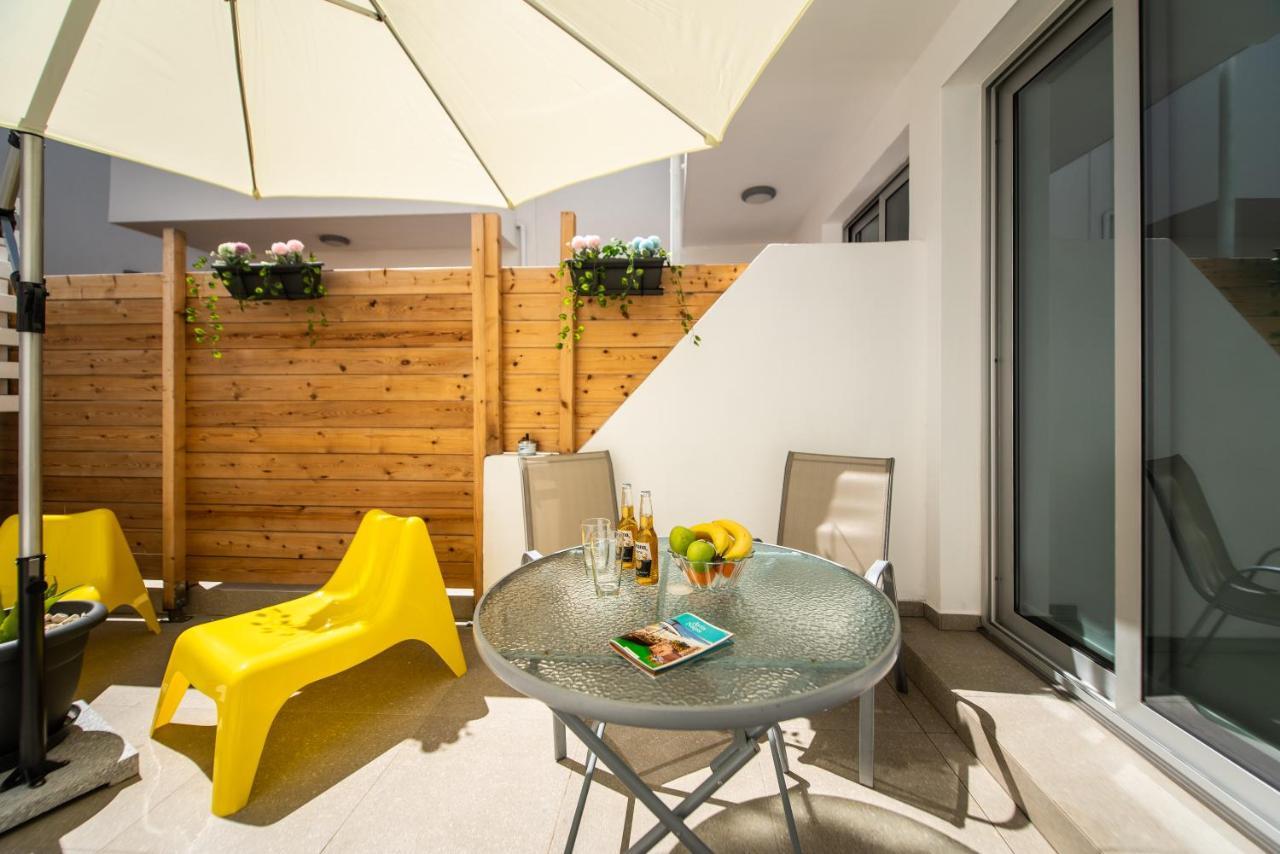 Spiros Luxury Apartments アヤナパ エクステリア 写真