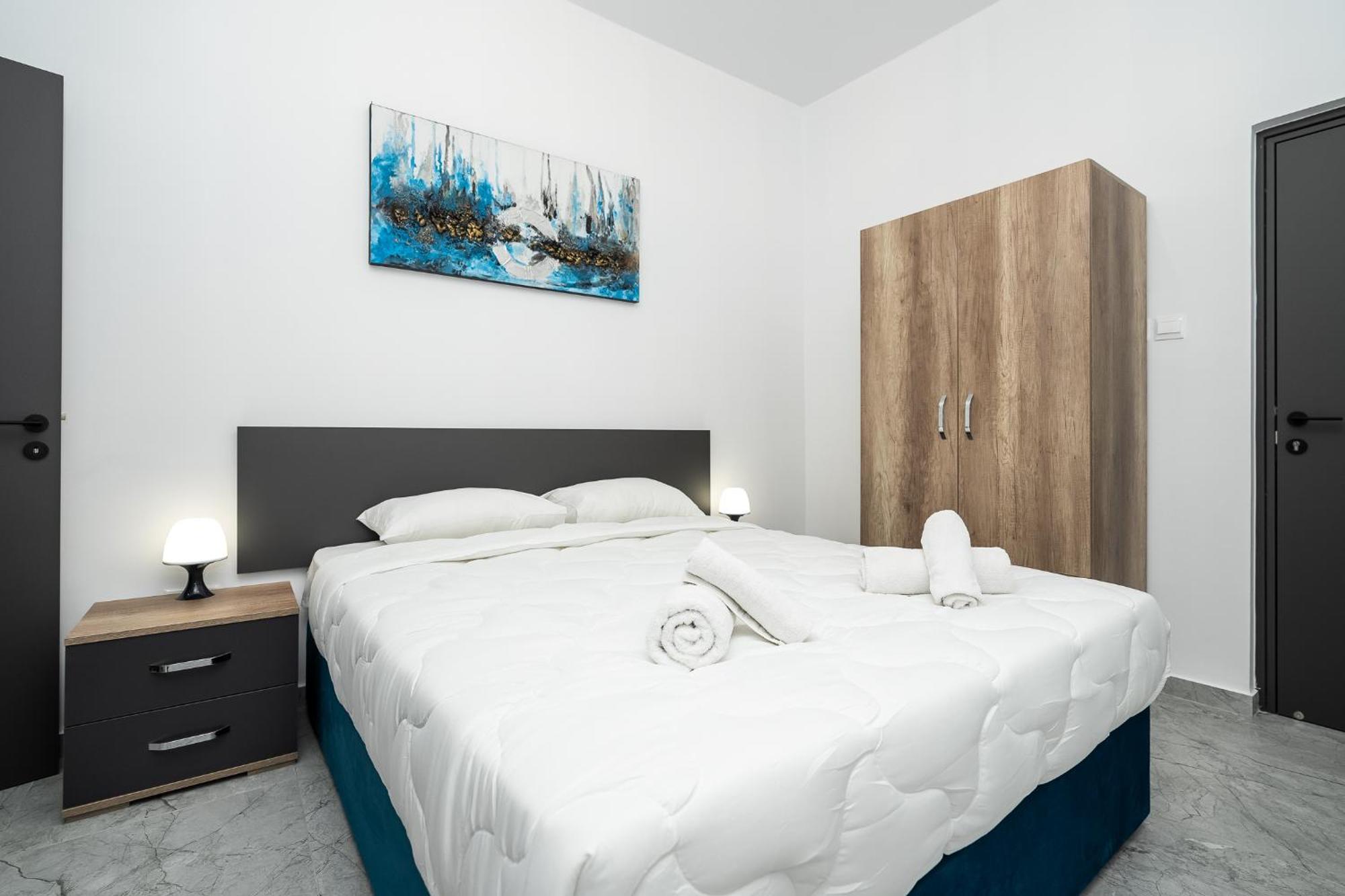 Spiros Luxury Apartments アヤナパ エクステリア 写真