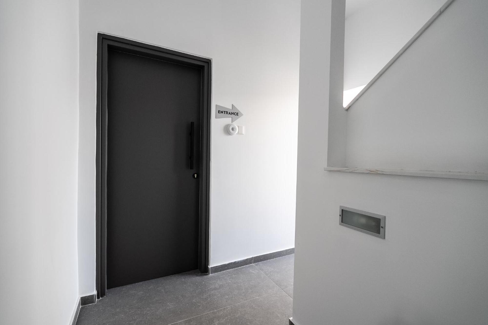 Spiros Luxury Apartments アヤナパ エクステリア 写真