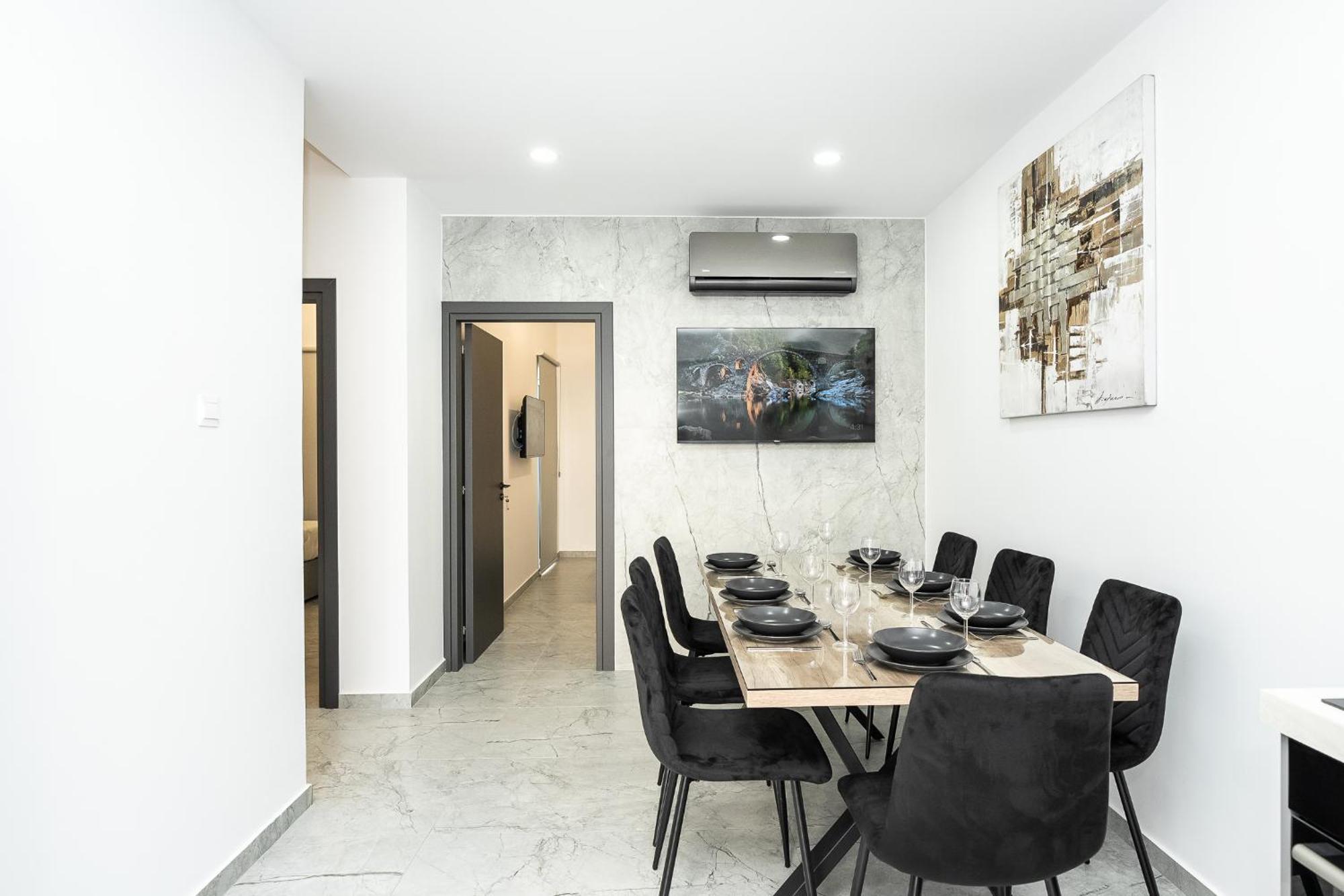 Spiros Luxury Apartments アヤナパ エクステリア 写真